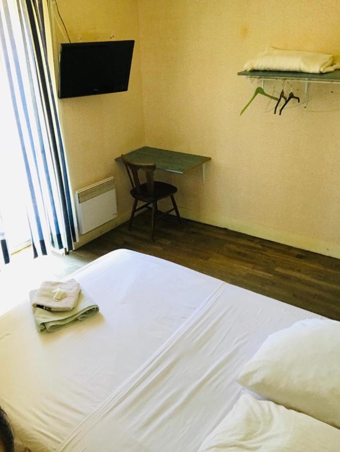 Hotel De La Gare Verchamp エクステリア 写真